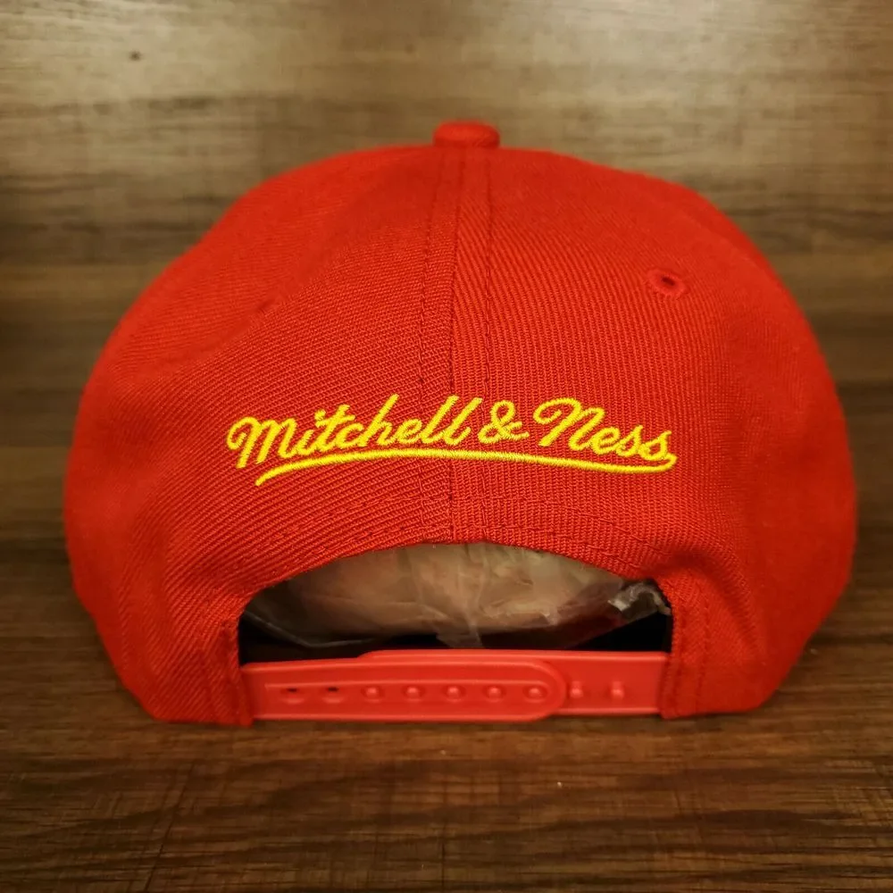 Houston Rockets Mitchell & Ness NBA Snapback‎ Cap Hat Embroidery Red Yellow NWT
